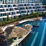 Premium - Parking, Pool And Access شقة *
