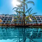 Premium - Parking, Pool And Access شقة