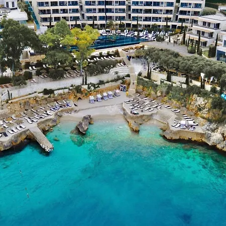 Apartment Luxury - Parking, Pool And Access *