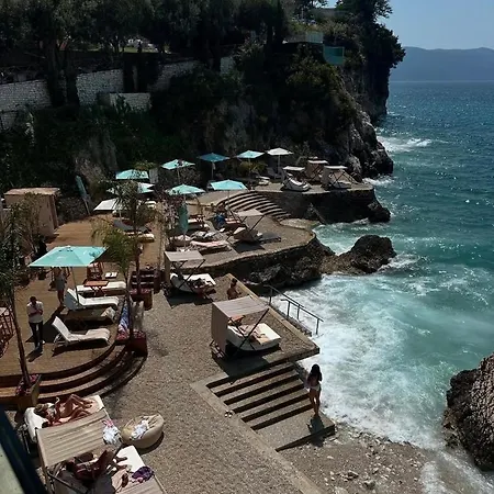 Apartment Luxury - Parking, Pool And Access *